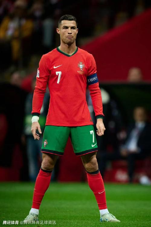 徐根宝：铜牌总比没牌好；希望上海能出现超过武磊的球员